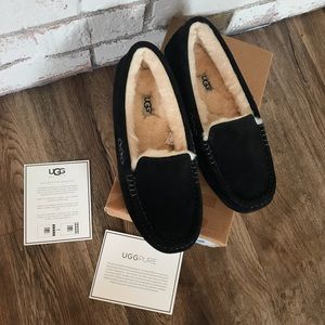 New Black UGG Ansley Slippers